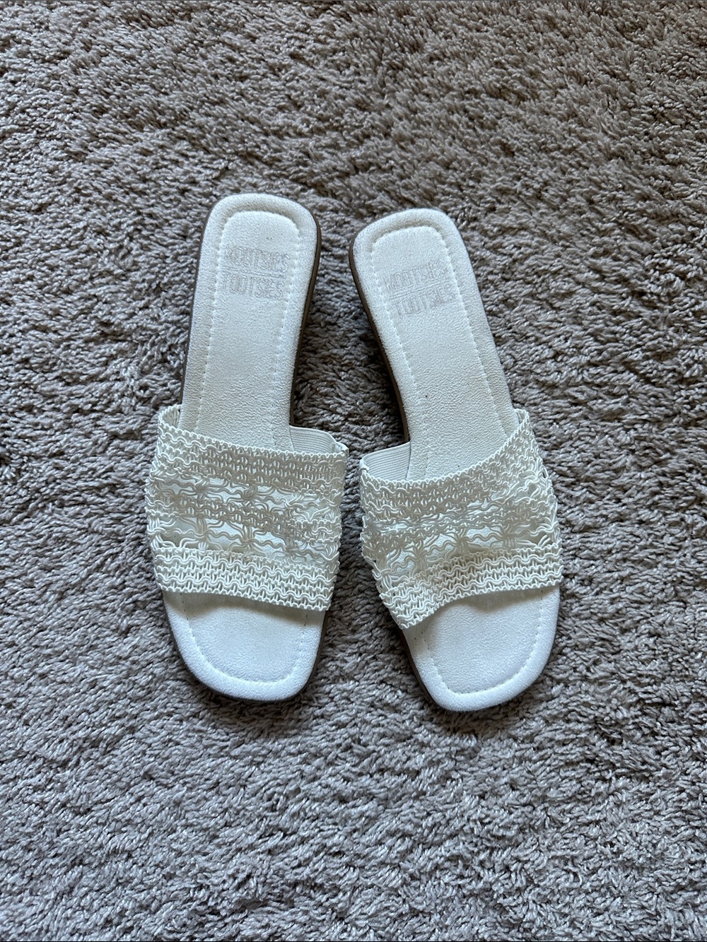 Mootsies Tootsies White Crochet Slide Sandals
